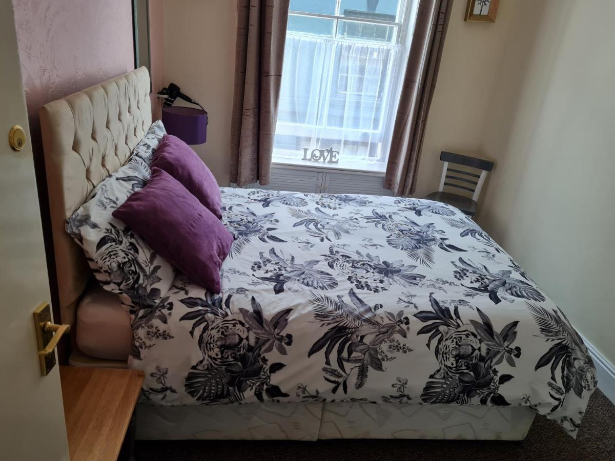 17 Bridge St, 3 Bedroom Flat 阿伯里斯特威斯 外观 照片