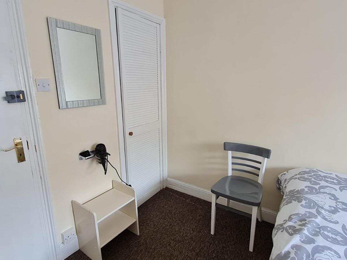 17 Bridge St, 3 Bedroom Flat 阿伯里斯特威斯 外观 照片